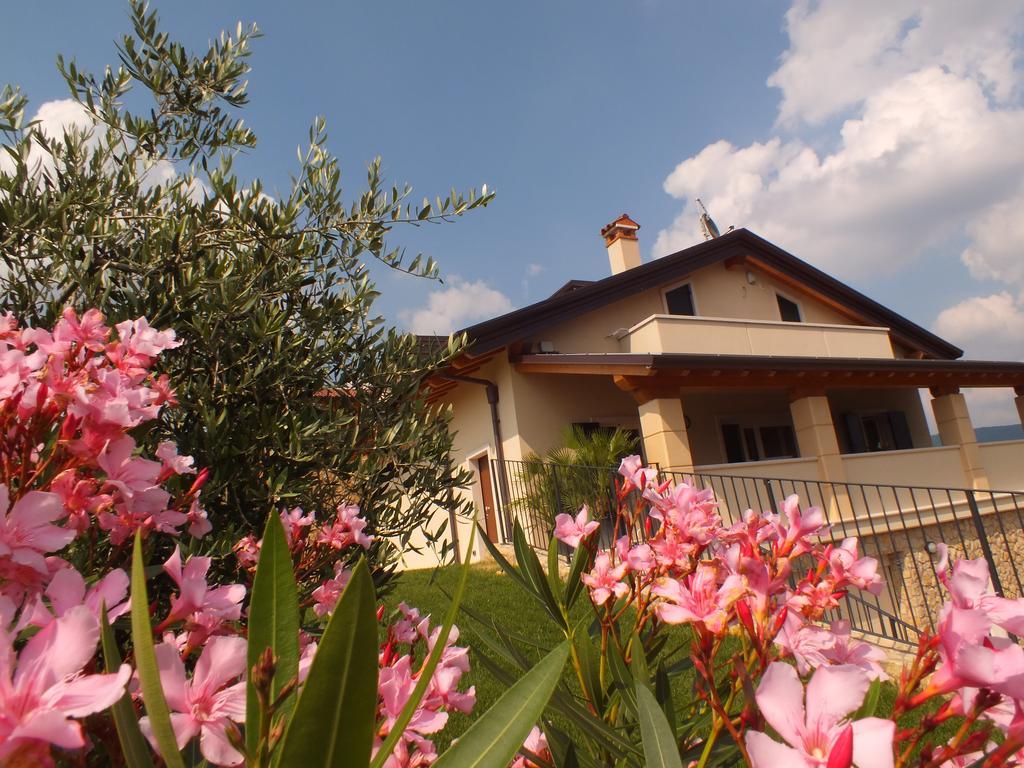 Villa Oleandri San Pietro in Cariano Room photo